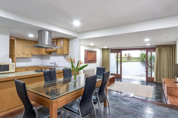 Villa Hening 8 Bedrooms-Jimabaran-15
