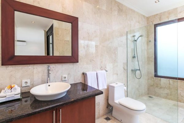 Villa Temu (Jimbaran 3BR)-17